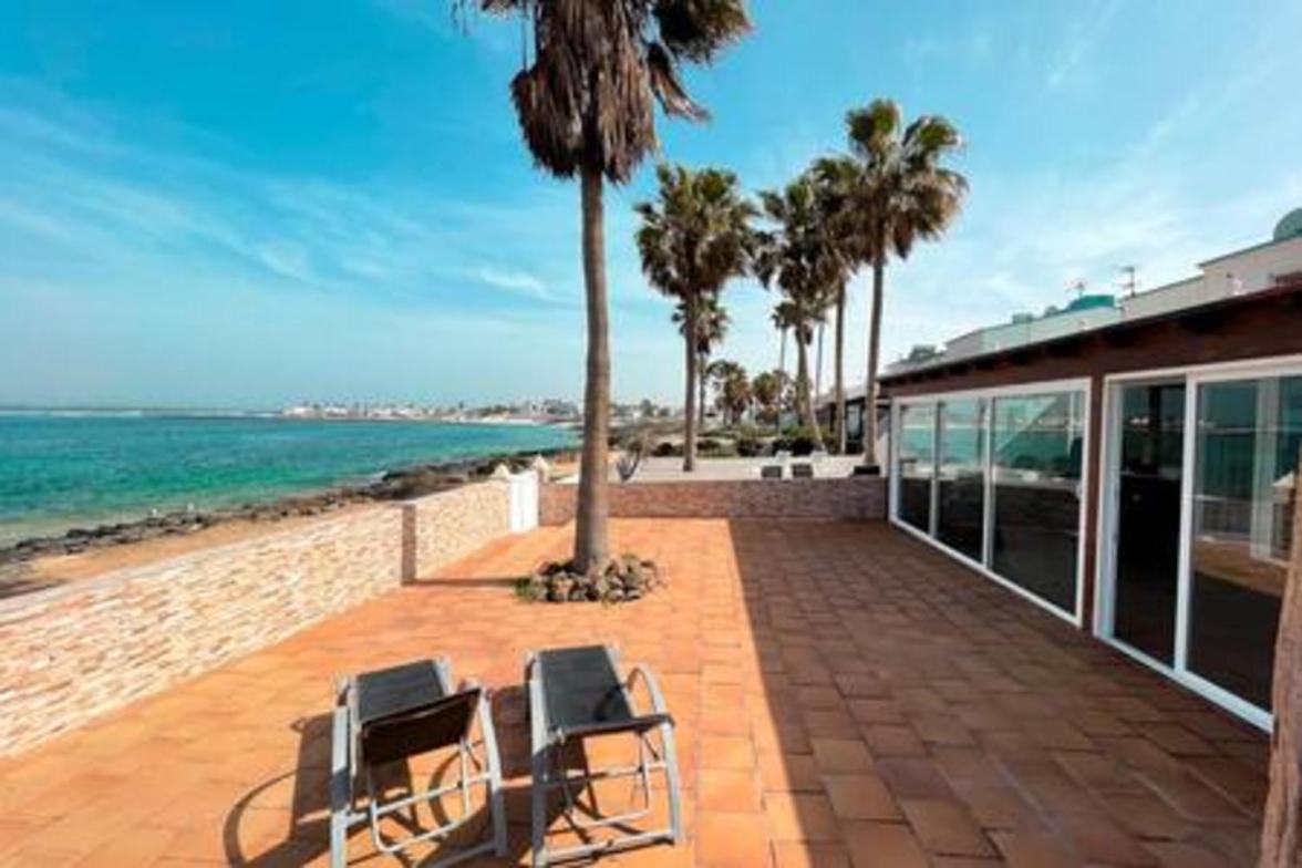 Corralejo Beach Villa San Antonio- Private Heated Pool, Breathtaking Sea View, Bbq, Fast Wifi By Amazzzing Travel Eksteriør billede